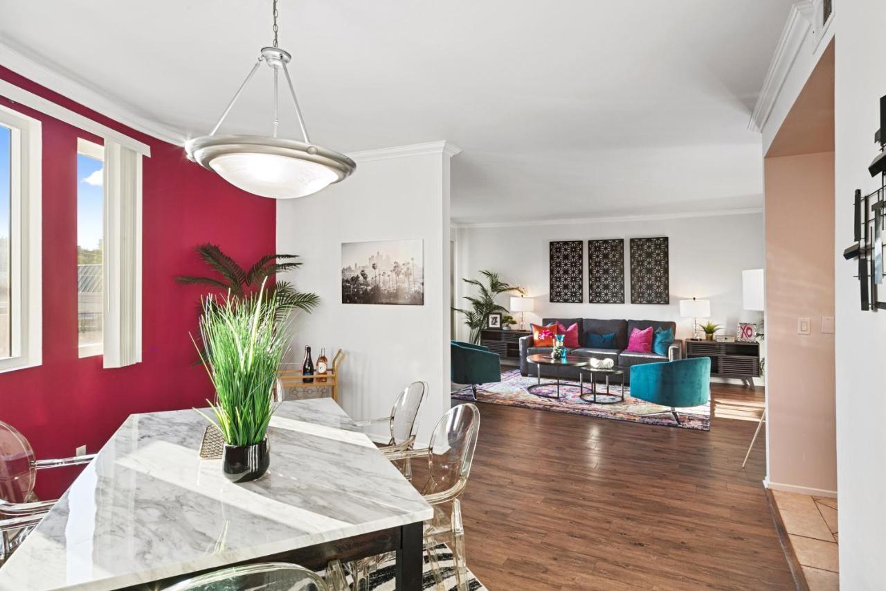 Beverly Hills Chic 2 Bed 2Bath With Patio And Parking 309 Los Angeles Bagian luar foto