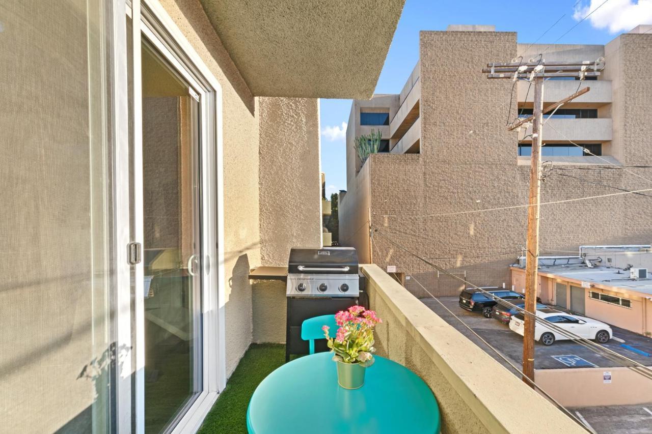 Beverly Hills Chic 2 Bed 2Bath With Patio And Parking 309 Los Angeles Bagian luar foto