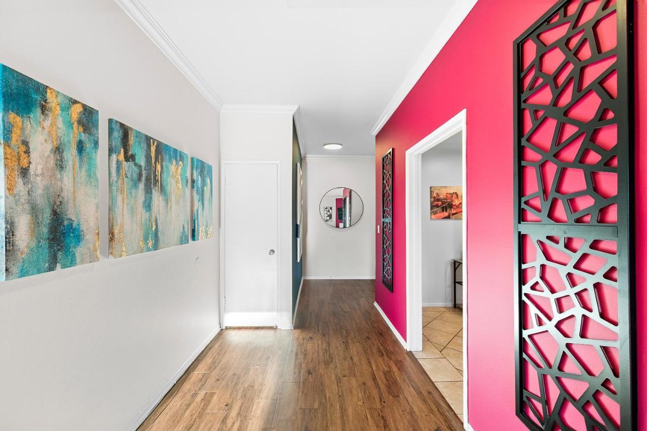 Beverly Hills Chic 2 Bed 2Bath With Patio And Parking 309 Los Angeles Bagian luar foto