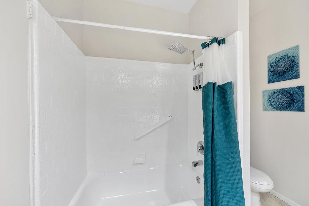 Beverly Hills Chic 2 Bed 2Bath With Patio And Parking 309 Los Angeles Bagian luar foto
